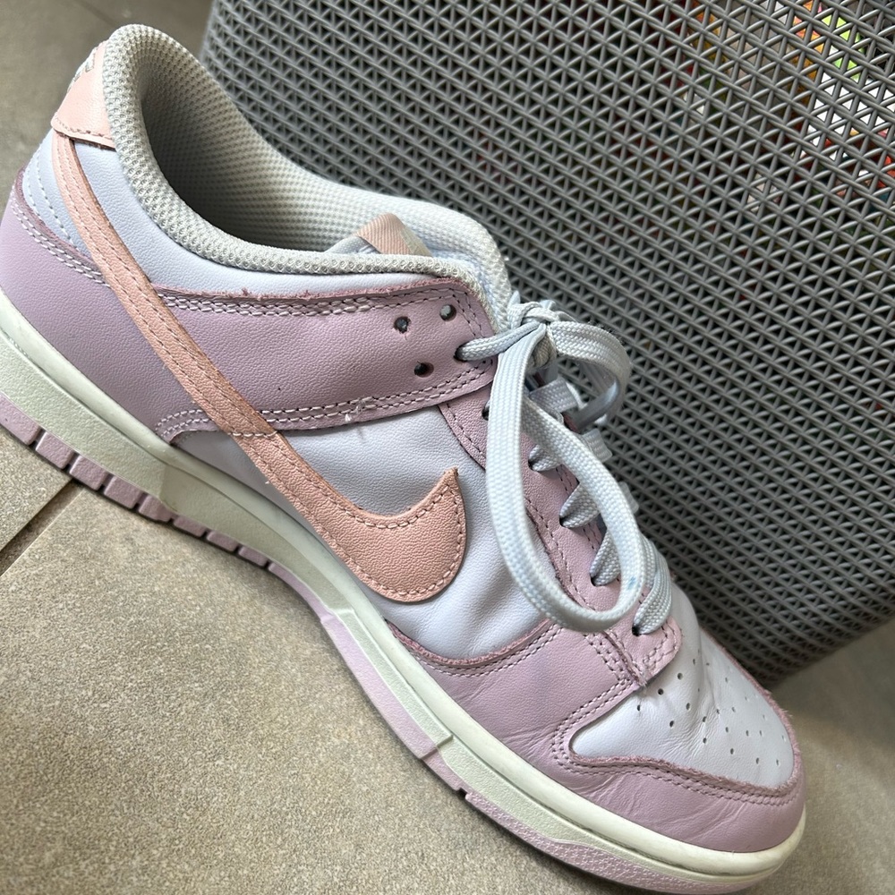 Nike dunks - Picture 2 of 3